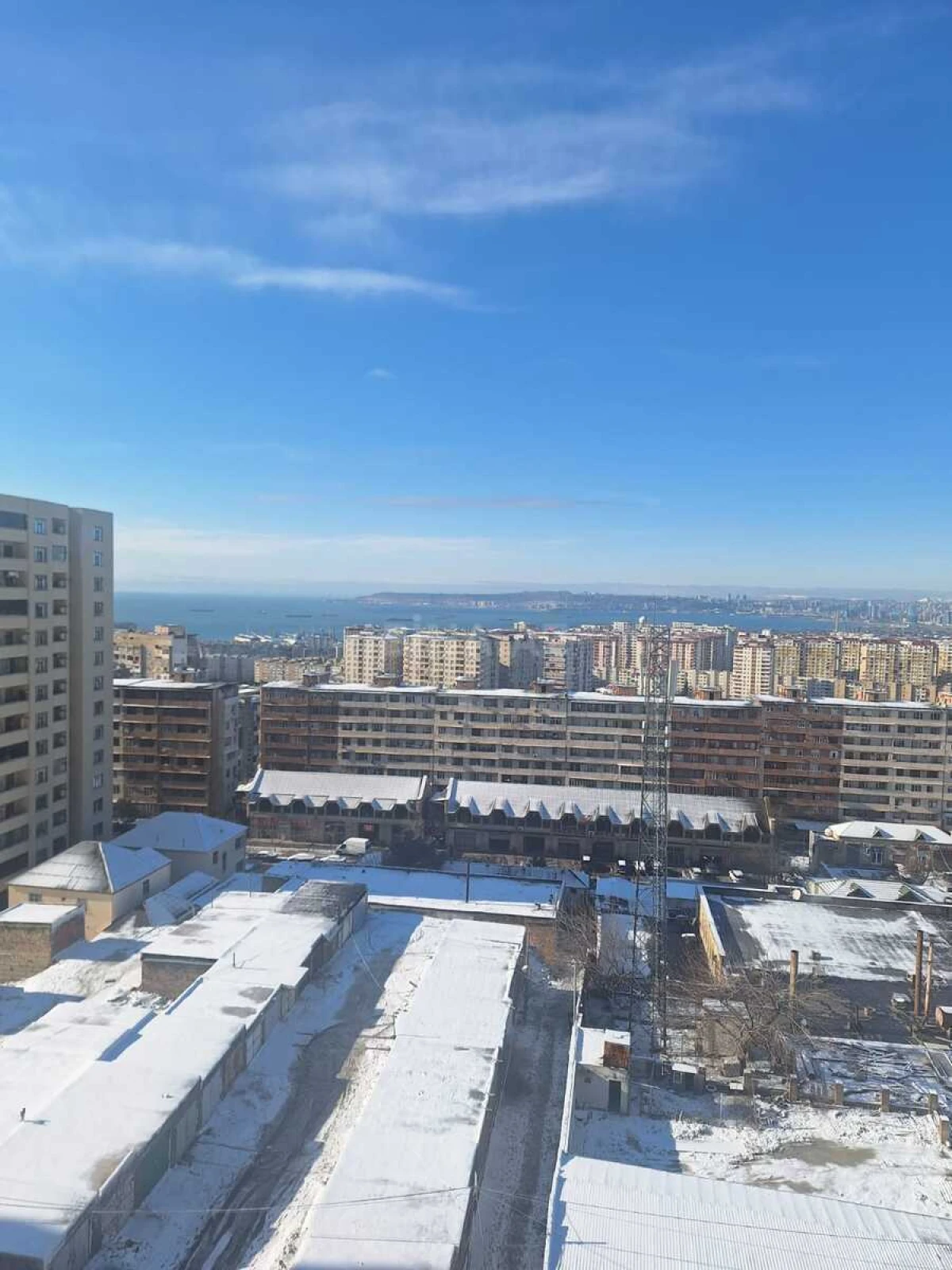 Satılır 3 otaqlı mənzil 70 m²