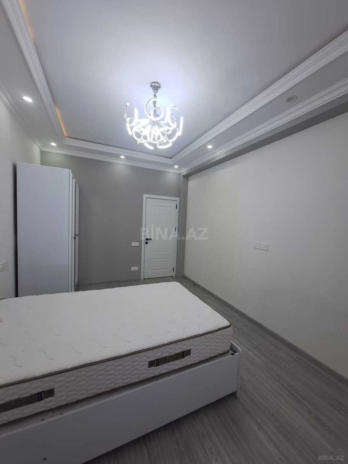 Satılır 3 otaqlı mənzil 70 m²