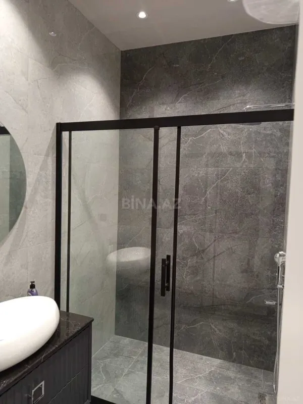 Kirayə verilir 3 otaqlı mənzil 157 m²