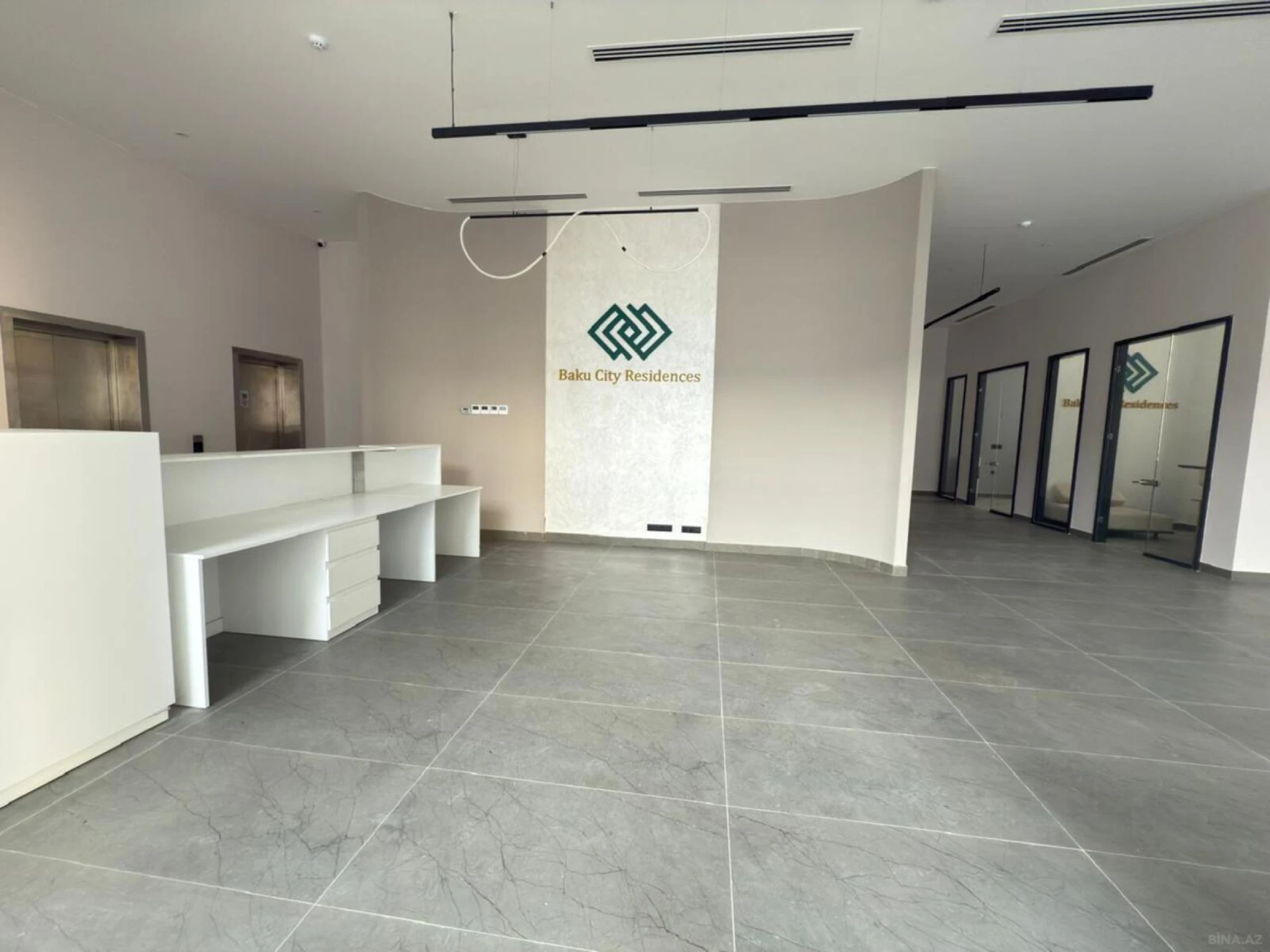 Satılır 2 otaqlı mənzil 74 m²