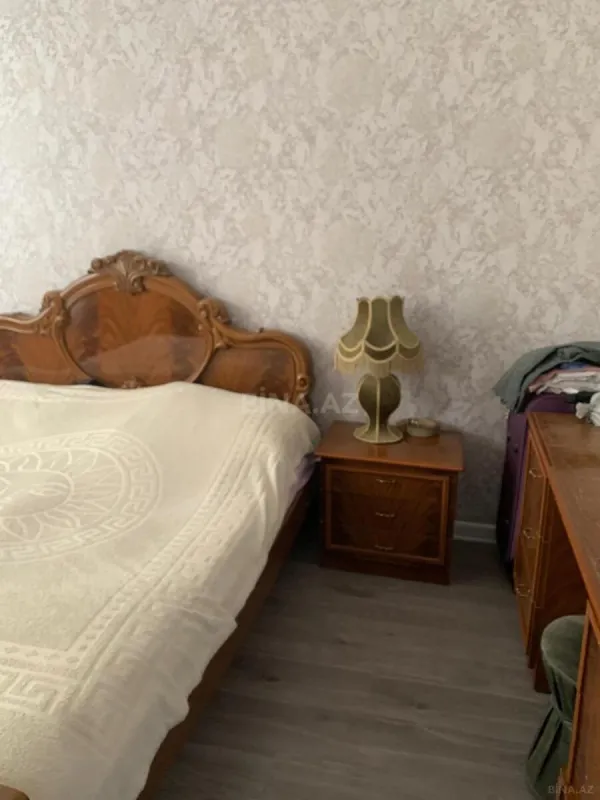 Satılır 4 otaqlı həyət evi 140 m²