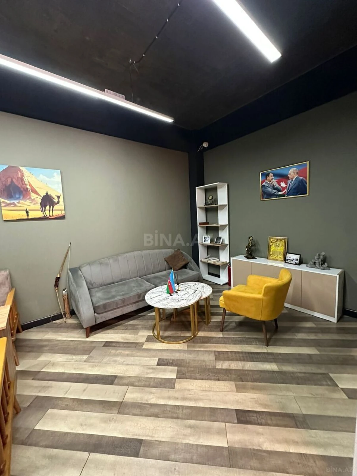 Kirayə verilir 2 otaqlı ofis 80 m²