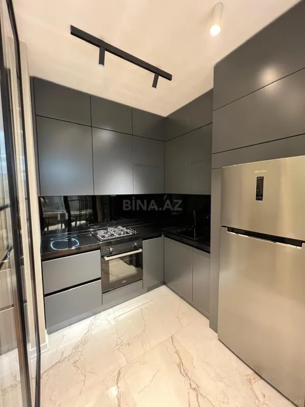 Kirayə verilir 2 otaqlı mənzil 85 m²