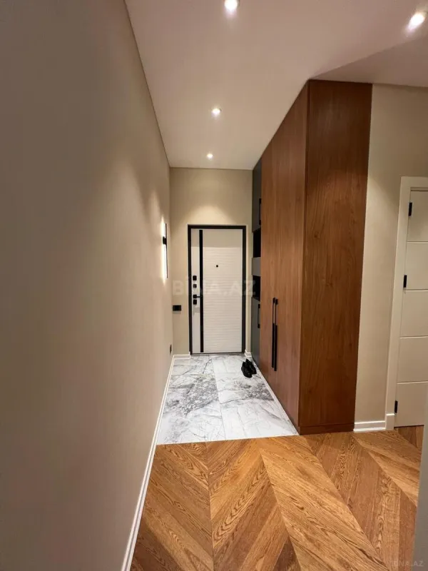 Kirayə verilir 2 otaqlı mənzil 85 m²