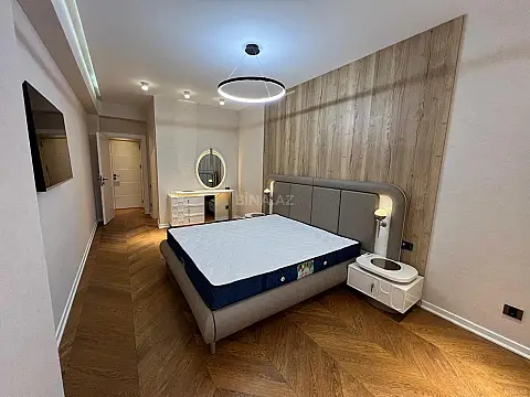 Kirayə verilir 2 otaqlı mənzil 85 m²