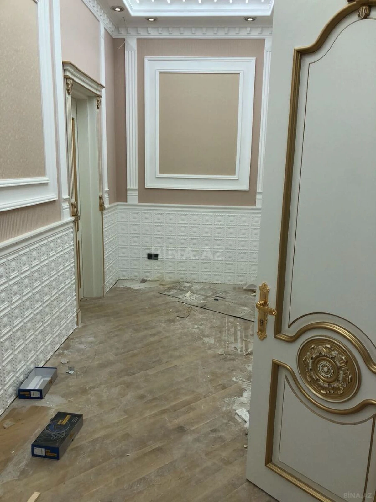 Kirayə verilir 6 otaqlı həyət evi 300 m²