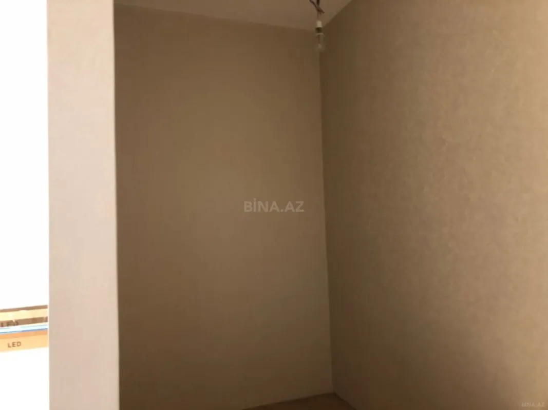 Kirayə verilir 6 otaqlı həyət evi 300 m²