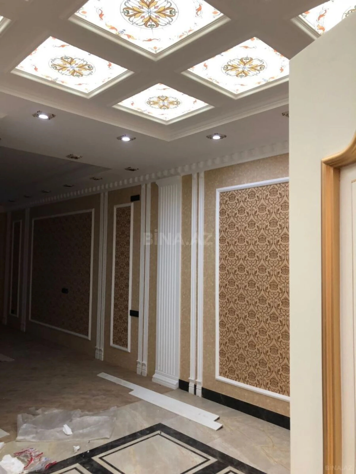 Kirayə verilir 6 otaqlı həyət evi 300 m²