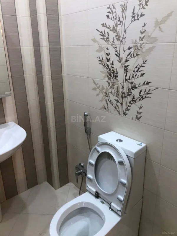 Kirayə verilir 6 otaqlı həyət evi 300 m²