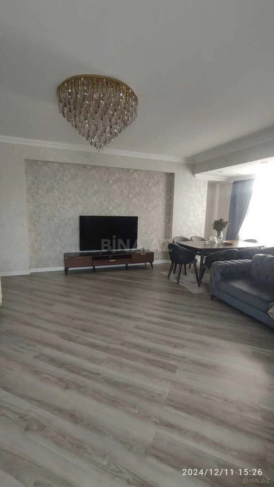 Satılır 4 otaqlı mənzil 147 m²