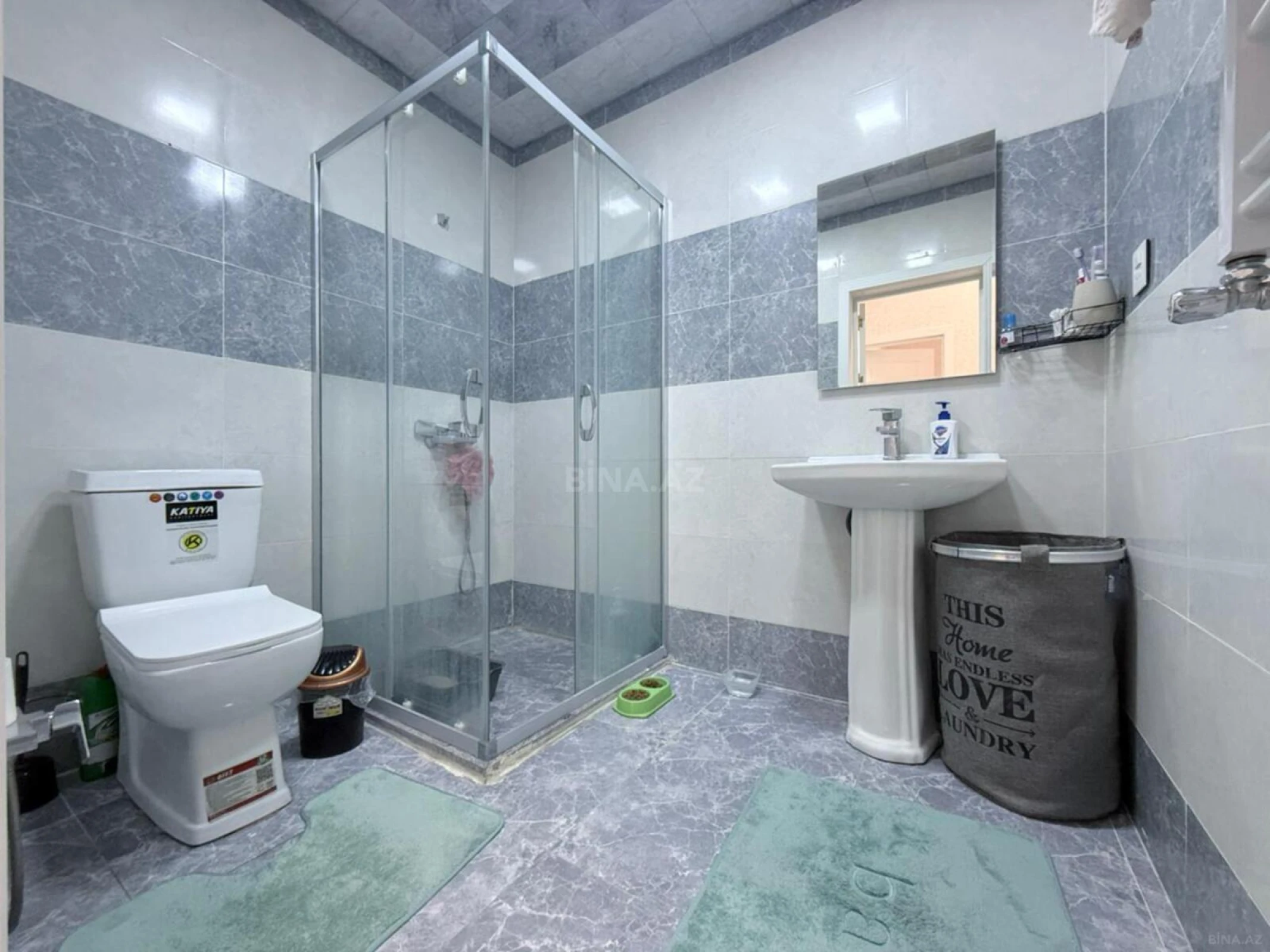 Satılır 2 otaqlı mənzil 73 m²