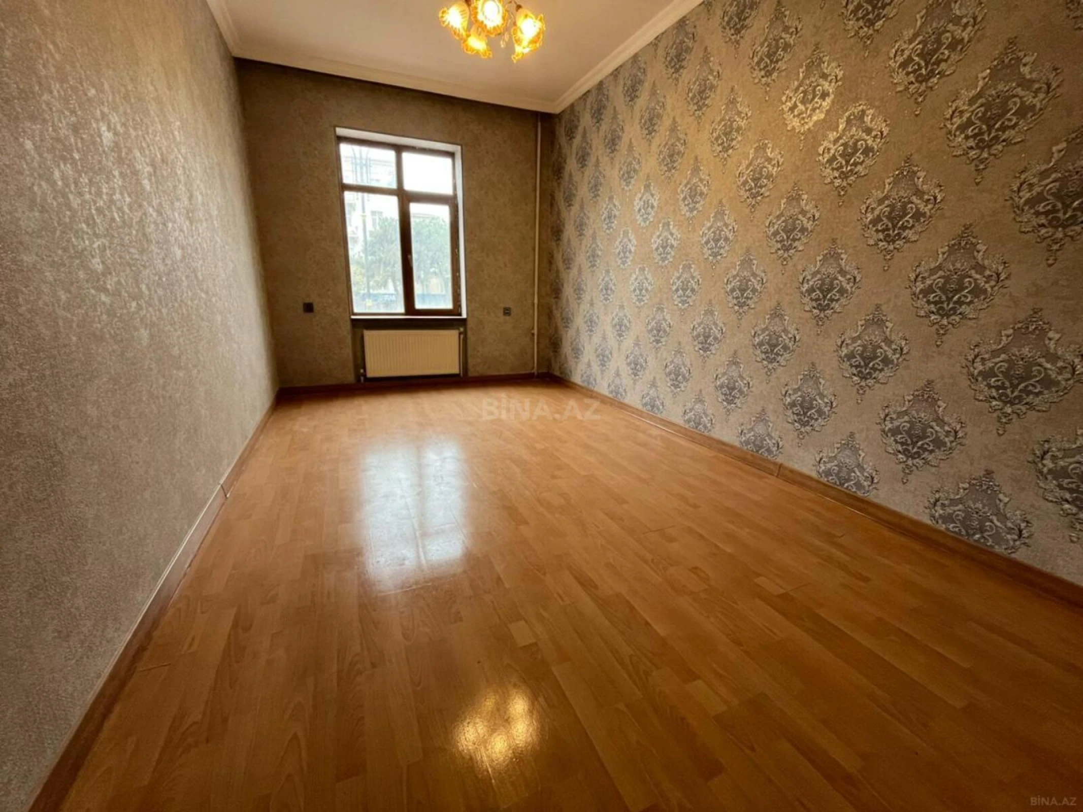 Satılır 3 otaqlı mənzil 75 m²