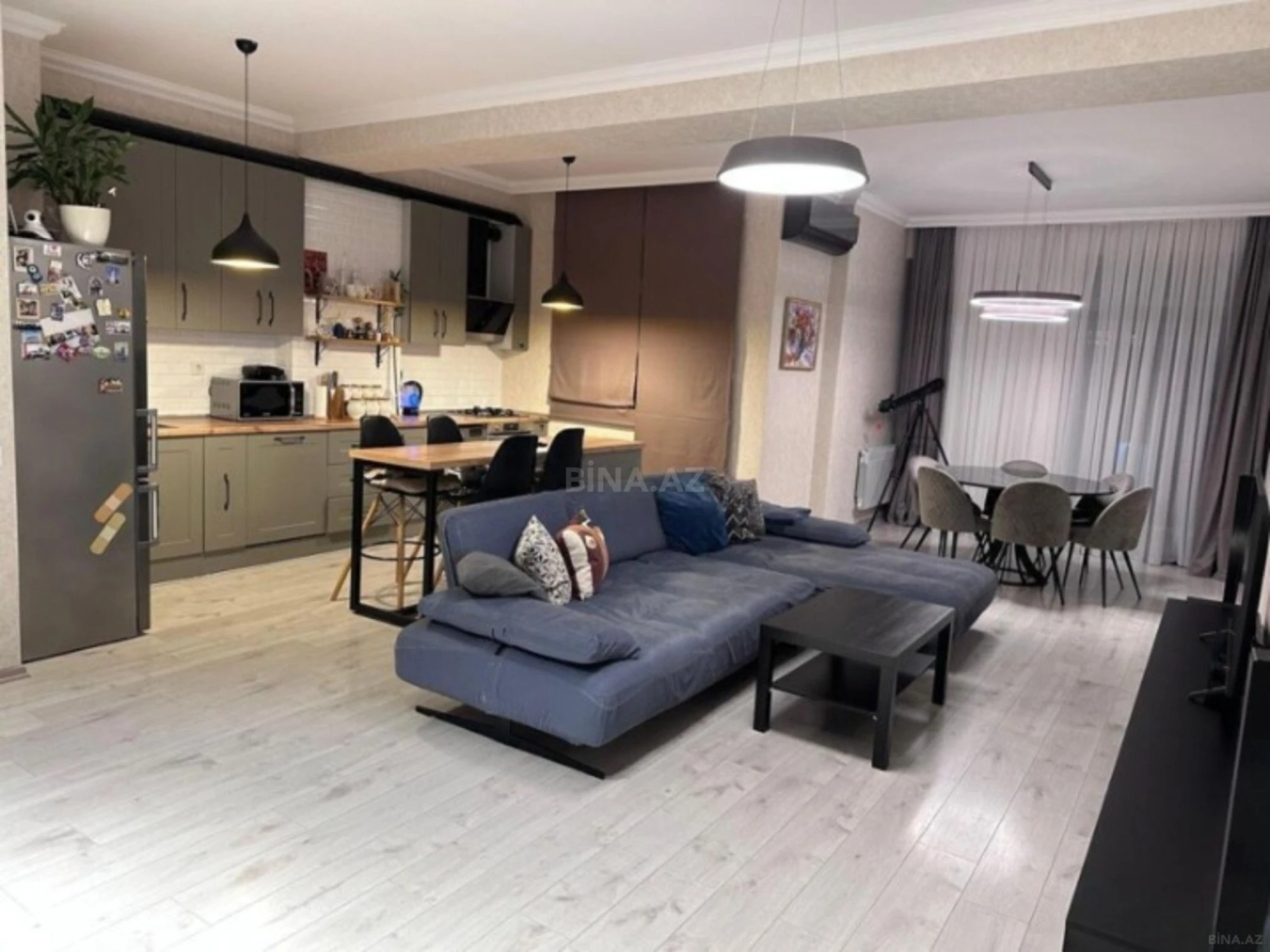 Satılır 3 otaqlı mənzil 101 m²