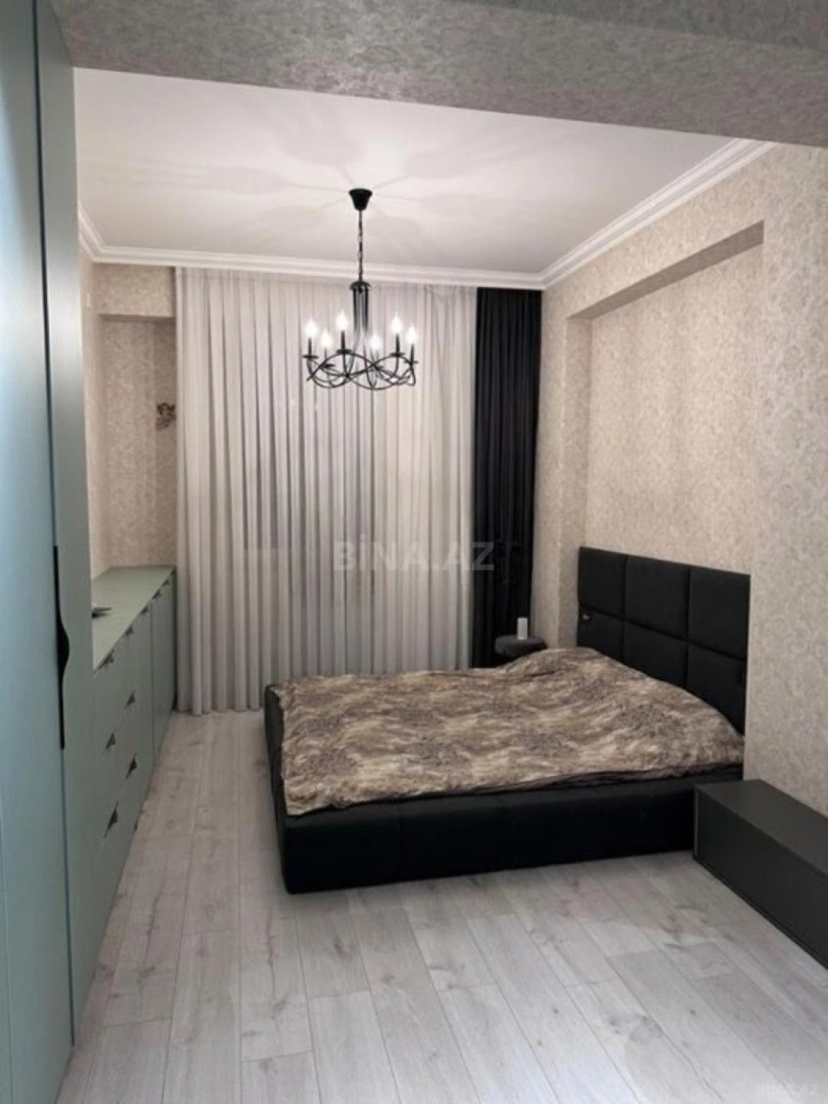 Satılır 3 otaqlı mənzil 101 m²