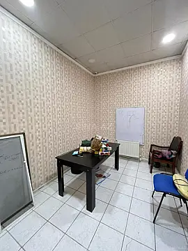 Kirayə verilir obyekt 250 m²