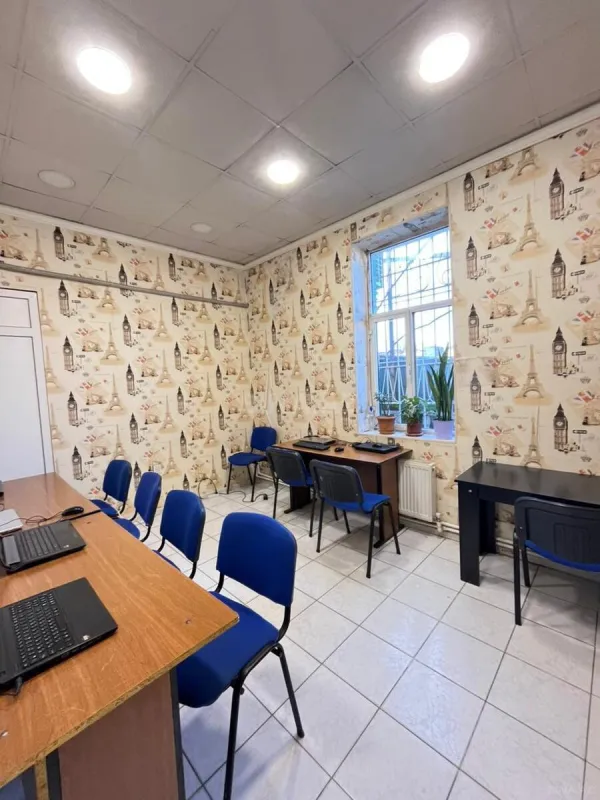 Kirayə verilir obyekt 250 m²