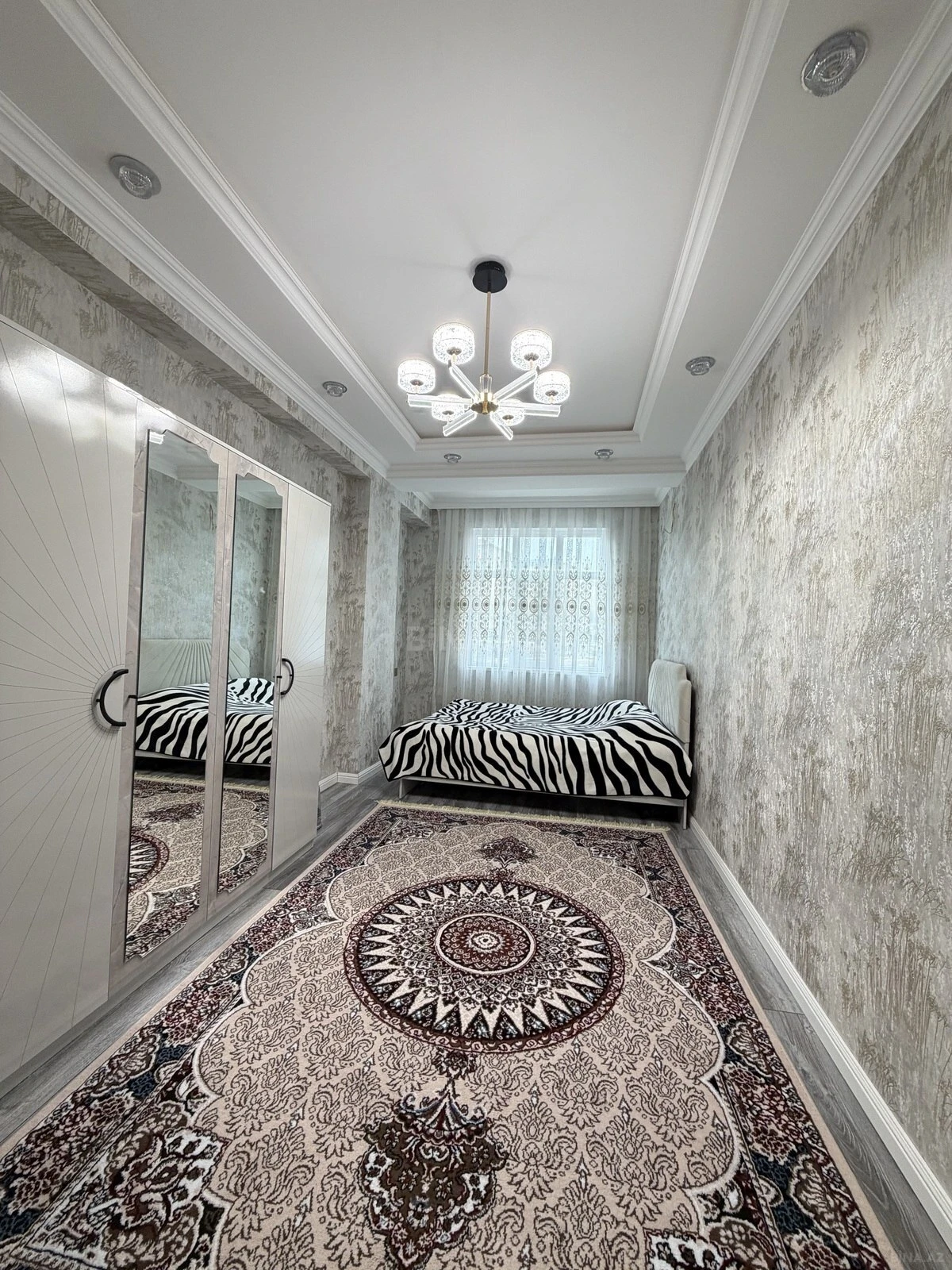 Satılır 2 otaqlı mənzil 55 m²