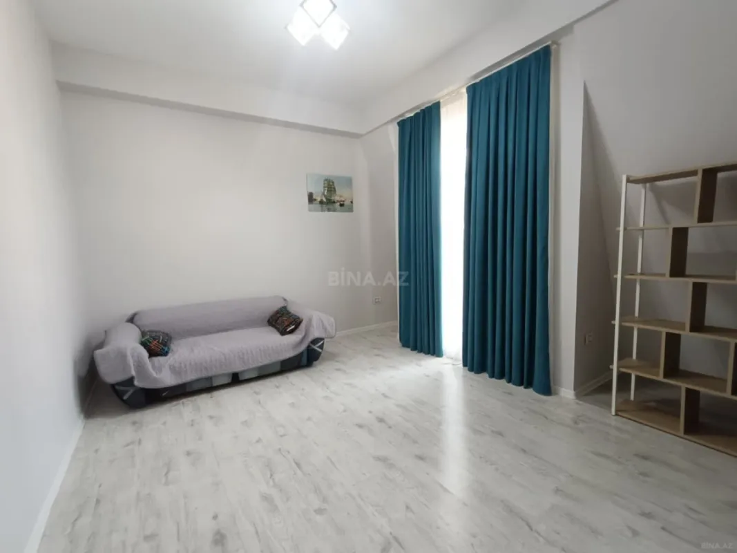 Kirayə verilir 4 otaqlı mənzil 200 m²