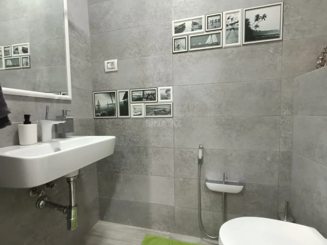 Kirayə verilir 4 otaqlı mənzil 200 m²