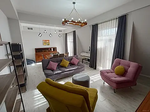Kirayə verilir 4 otaqlı mənzil 200 m² — Bakı, Xətai 4 otaq 200.00 m²