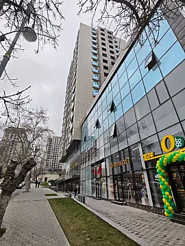 Satılır 4 otaqlı mənzil 149 m²