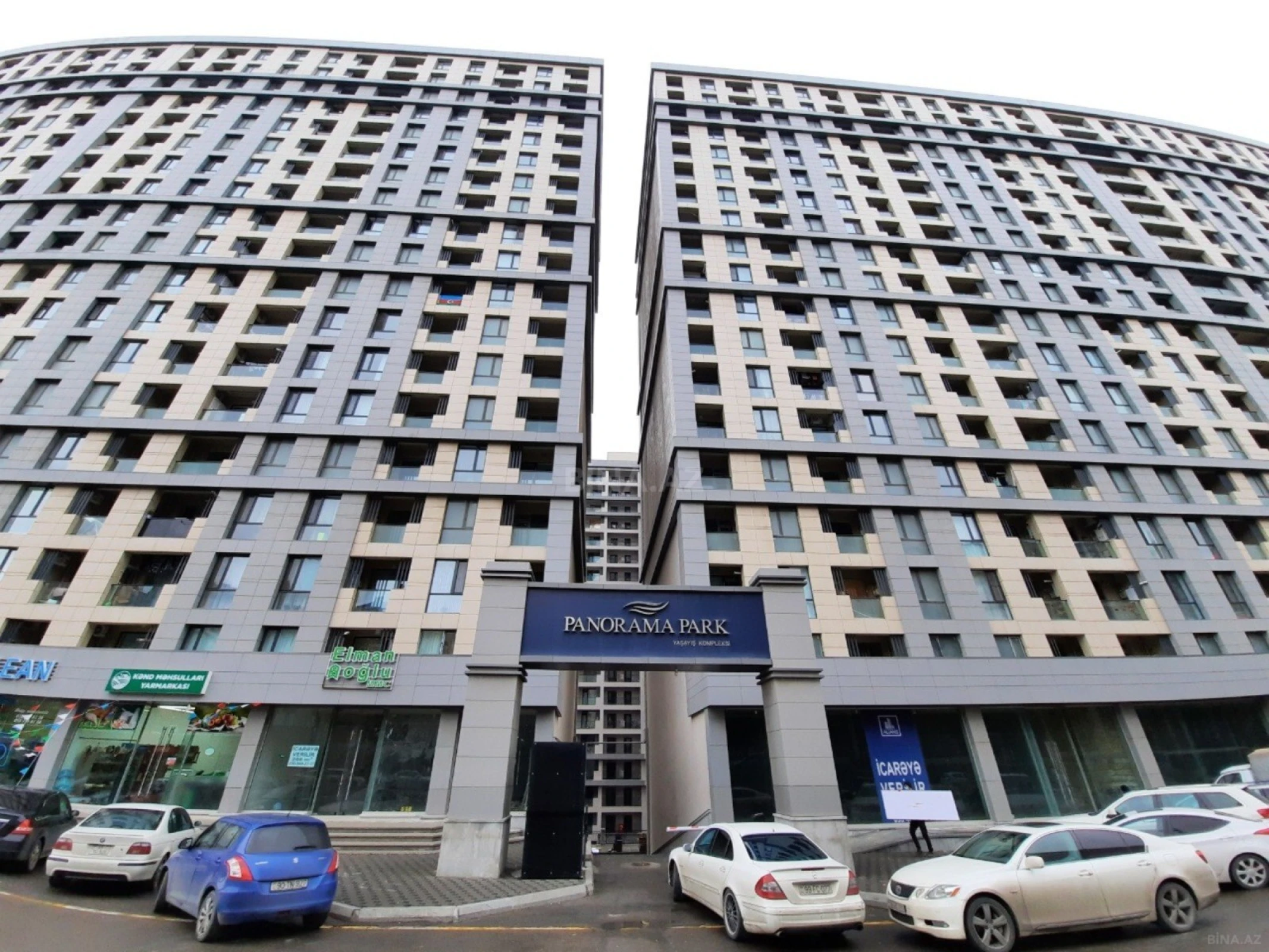 Satılır 3 otaqlı mənzil 127 m²