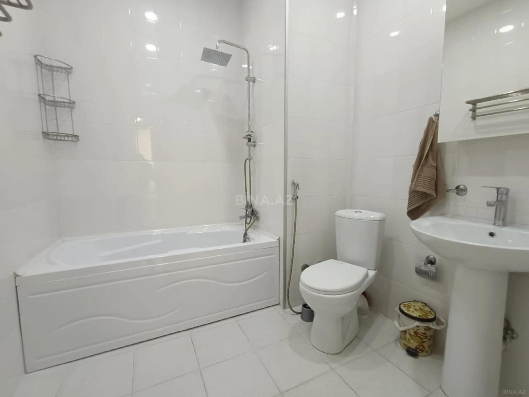 Kirayə verilir 3 otaqlı ofis 150 m²