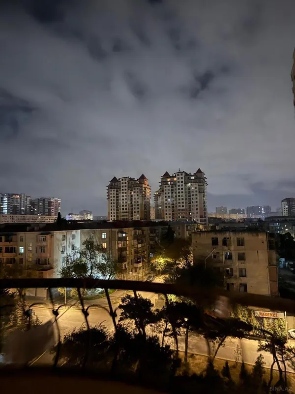 Satılır 2 otaqlı mənzil 67 m²