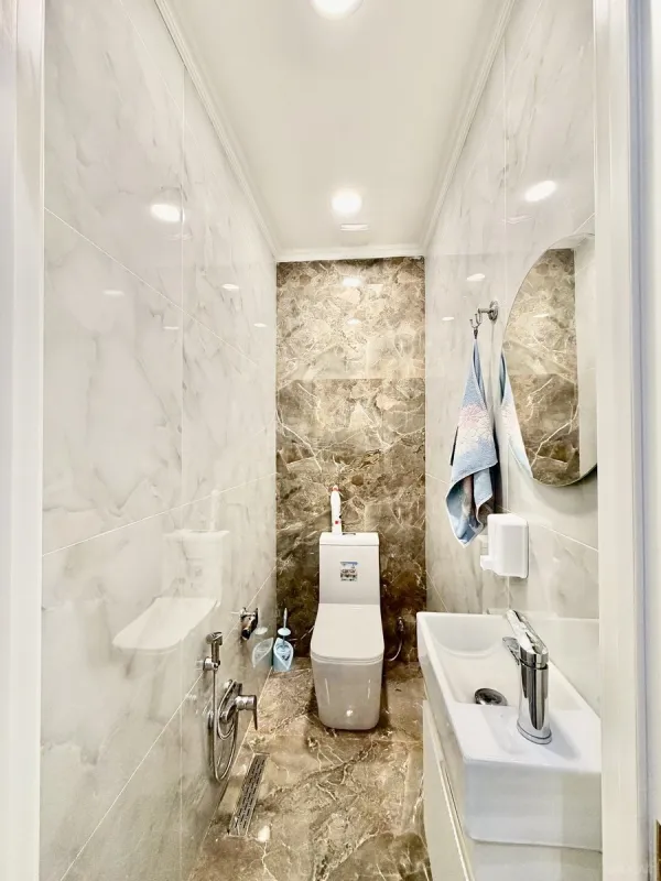 Satılır 3 otaqlı mənzil 136 m²