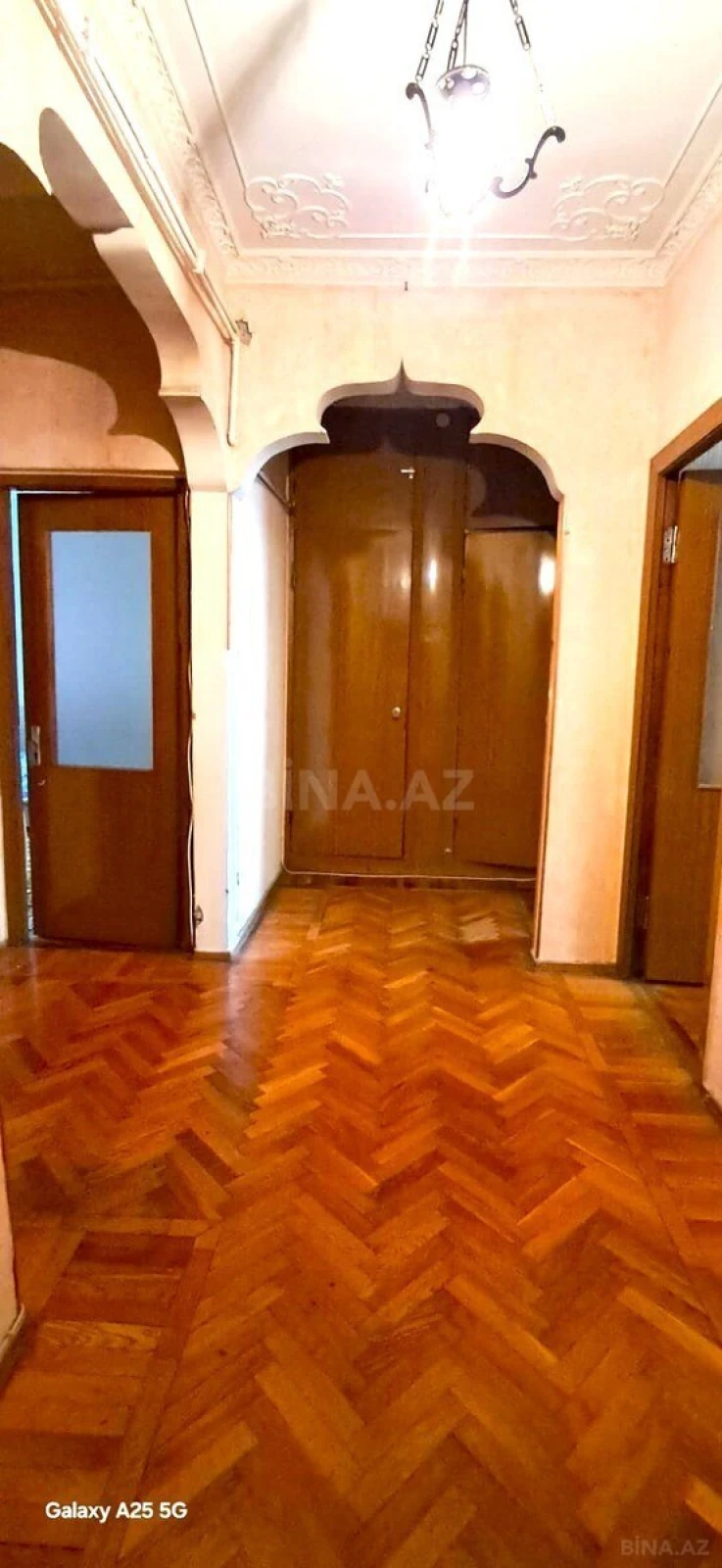 Satılır 3 otaqlı mənzil 85 m²