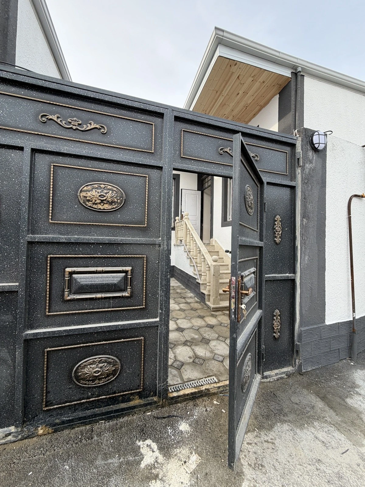 Satılır 2 otaqlı həyət evi 55 m²