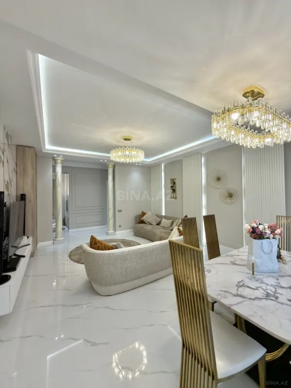 Satılır 3 otaqlı mənzil 113 m²