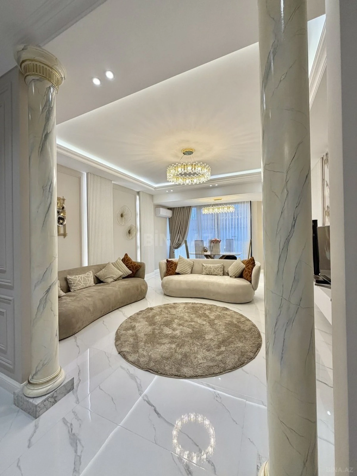 Satılır 3 otaqlı mənzil 113 m²