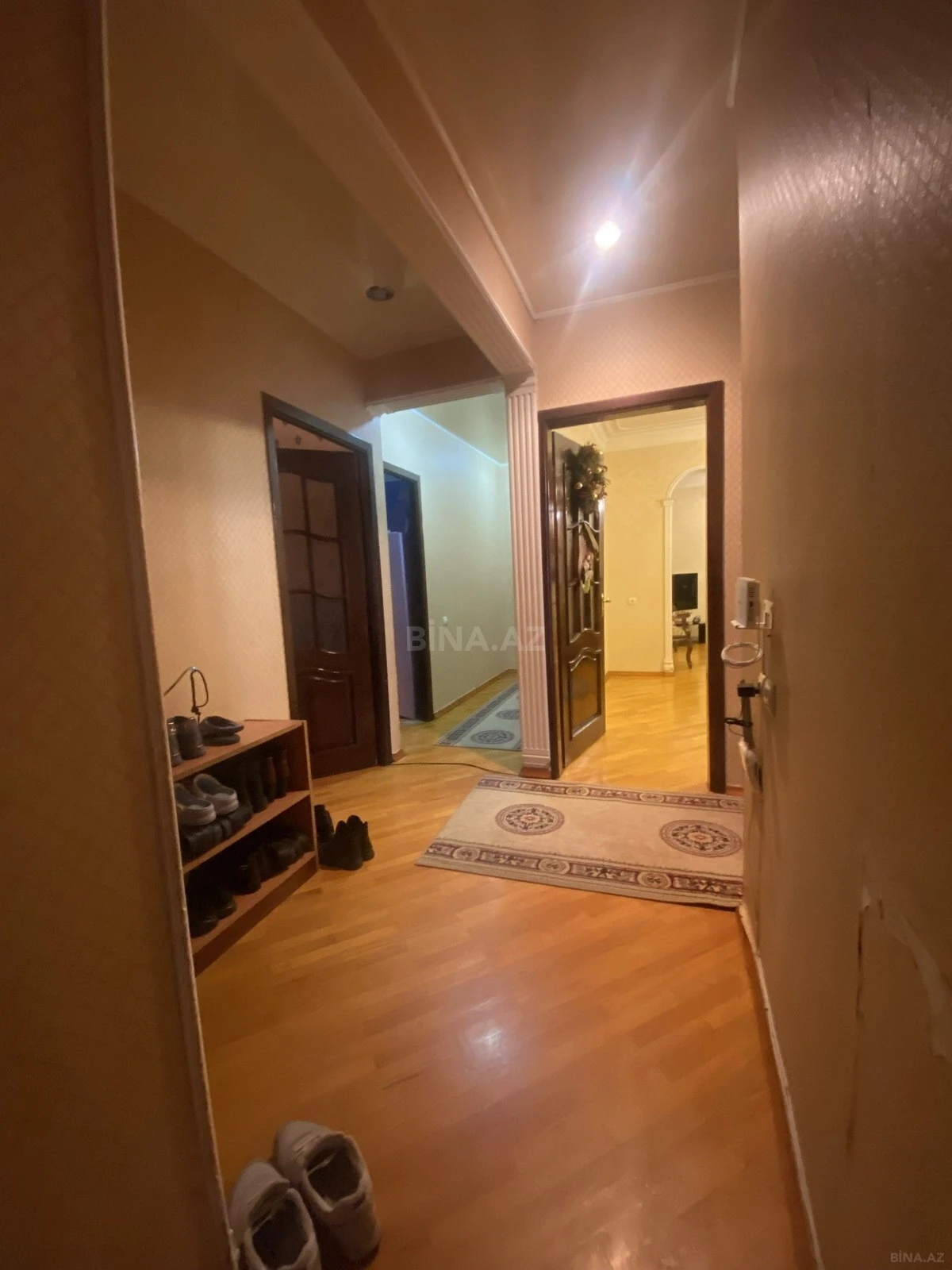 Satılır 5 otaqlı mənzil 110 m²