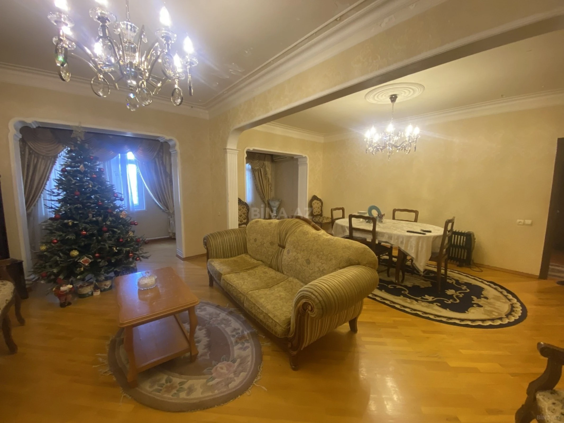 Satılır 5 otaqlı mənzil 110 m²