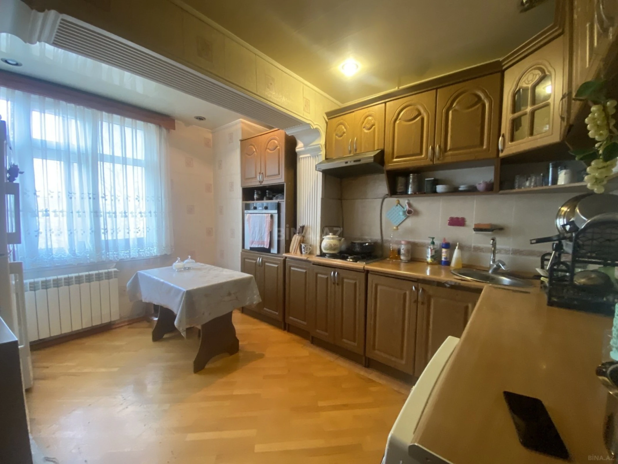 Satılır 5 otaqlı mənzil 110 m²