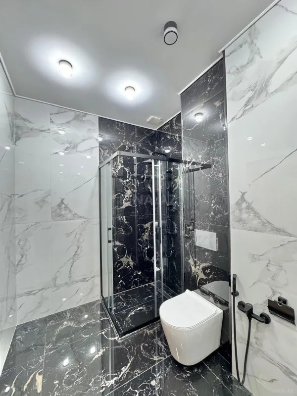 Satılır 3 otaqlı mənzil 101 m²