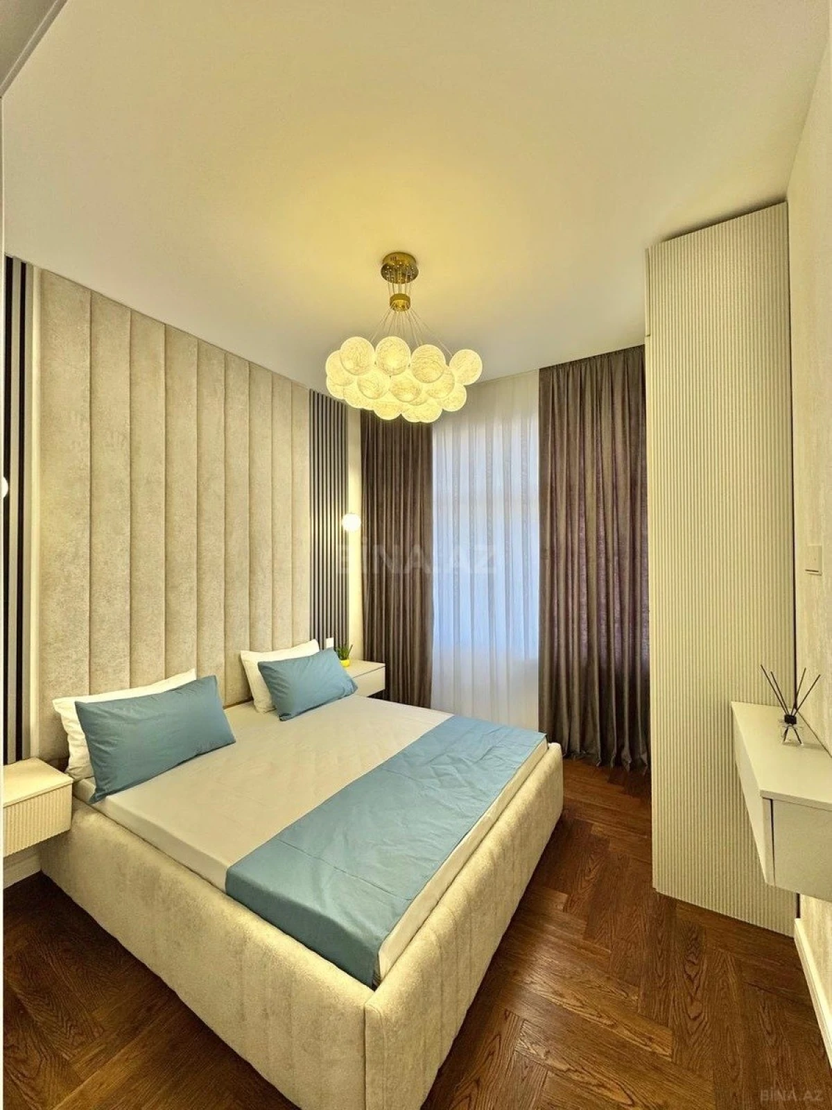 Satılır 3 otaqlı mənzil 101 m²