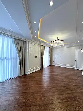 Satılır 3 otaqlı mənzil 130 m²