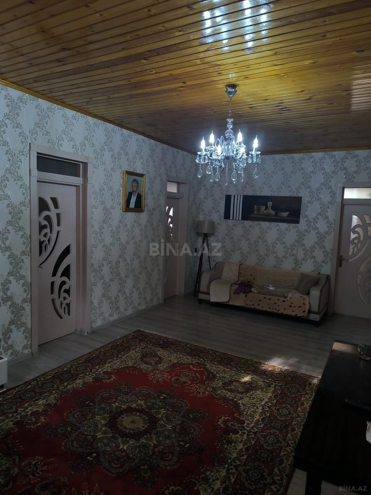 Satılır 7 otaqlı həyət evi 210 m²