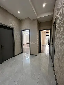 Kirayə verilir 2 otaqlı mənzil 82 m²