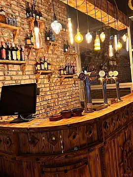 Satılır obyekt 158 m²