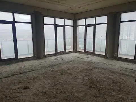 Satılır 5 otaqlı mənzil 340 m² — Bakı 5 otaq 340.00 m²