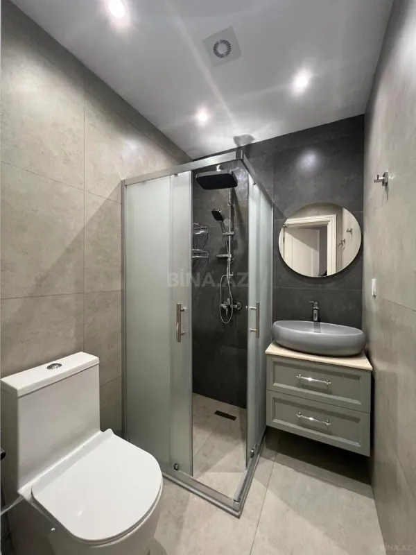 Kirayə verilir 2 otaqlı mənzil 70 m²