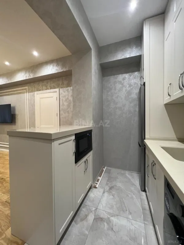 Kirayə verilir 2 otaqlı mənzil 70 m²