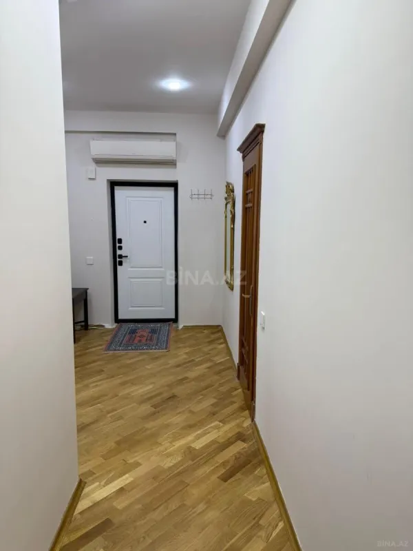 Kirayə verilir 2 otaqlı mənzil 80 m²