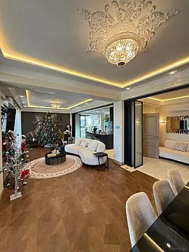 Satılır 5 otaqlı mənzil 231 m²