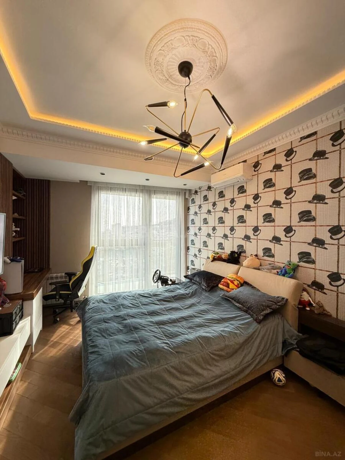 Satılır 5 otaqlı mənzil 231 m²