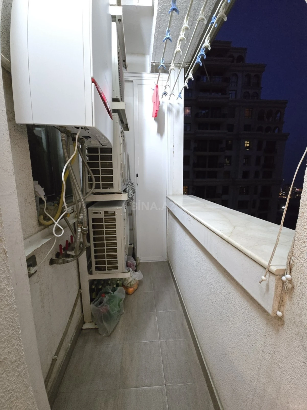 Satılır 4 otaqlı mənzil 170 m²