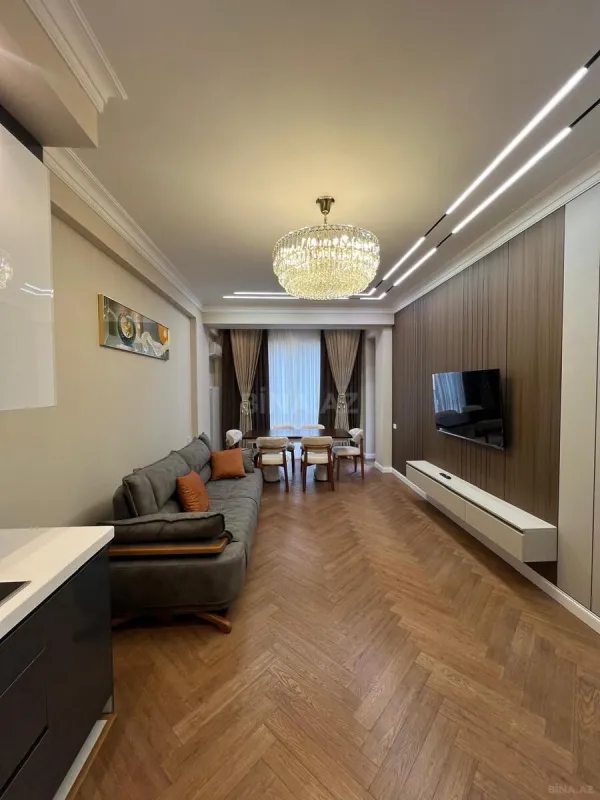 Kirayə verilir 2 otaqlı mənzil 80 m²